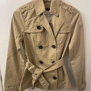 Women's Abercrombie & Fitch Short Trench Coat